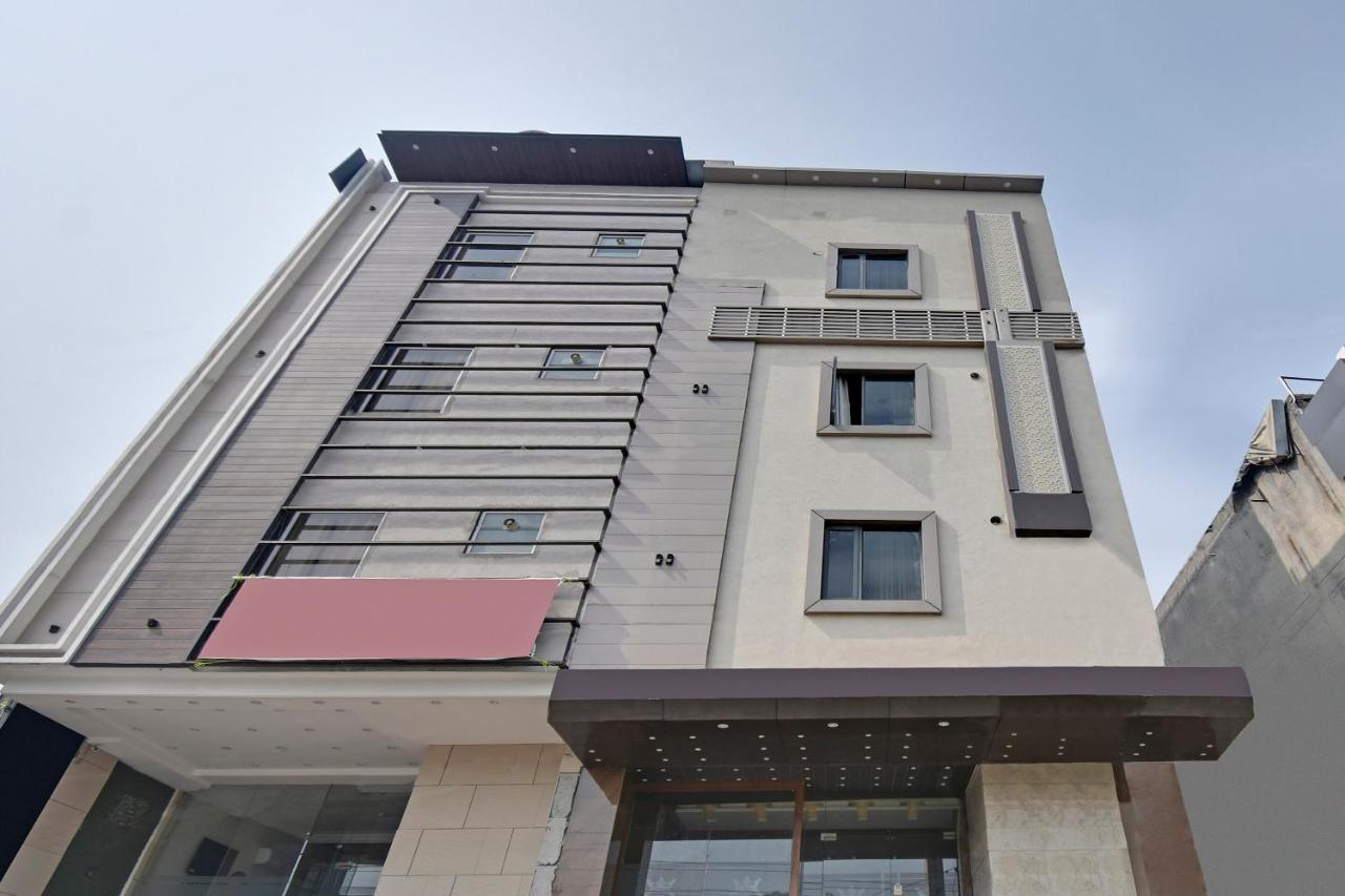 Oyo 72989 J K Classic Amritsar Ngoại thất bức ảnh